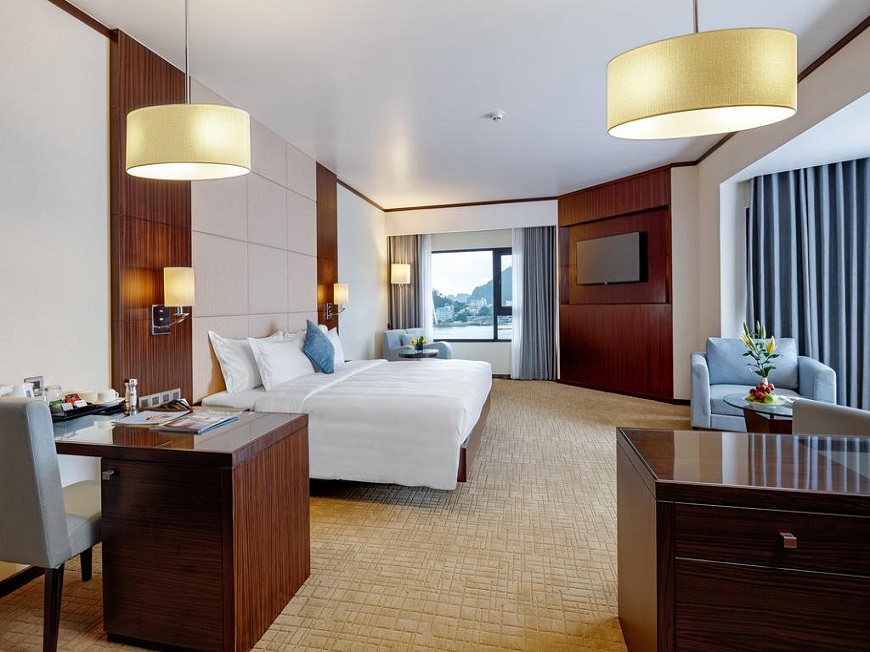 Wyndham-Legend-Halong