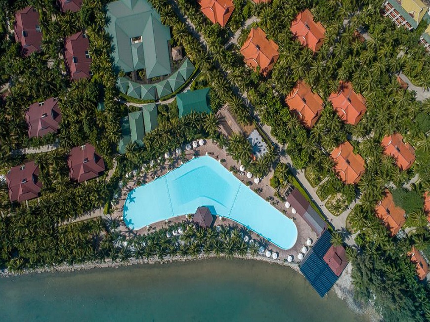 Diamond-Bay-Resort