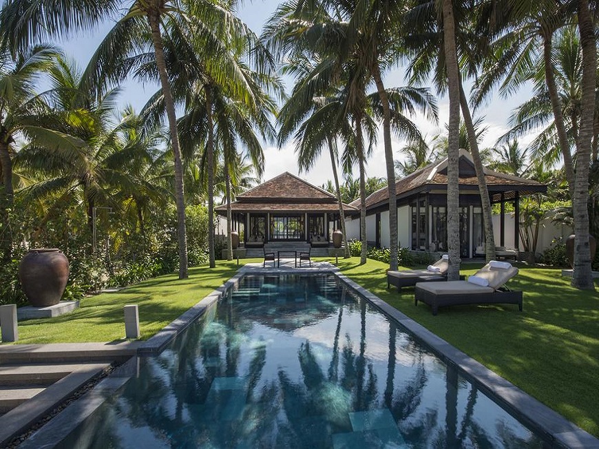 Four-Seasons-The-Nam-Hai