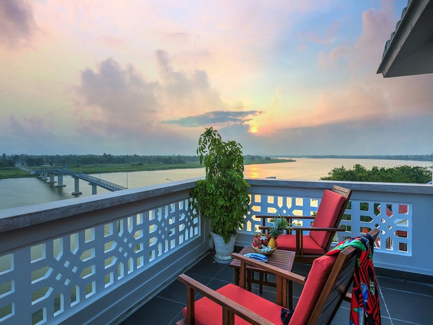 Hoi-An-River-Town-Hotel