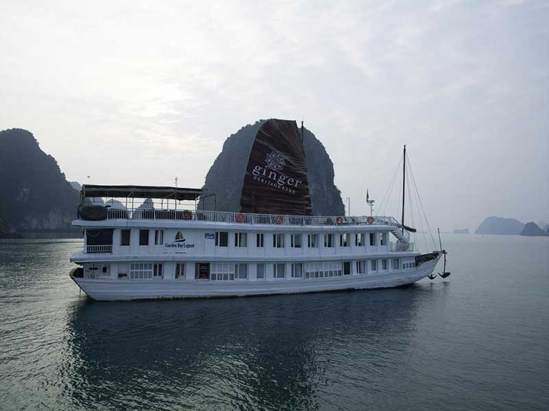 Garden-Bay-Legend-Cruise