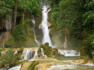 Kaeng Nyui Waterfall