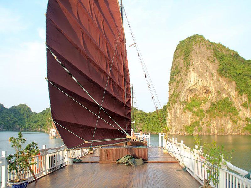 Legacy-Cruise