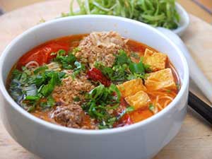 vermicelli and sour crab soup